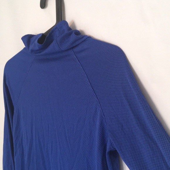 Oiselle XS long sleeve running shirt - Picture 5 of 9